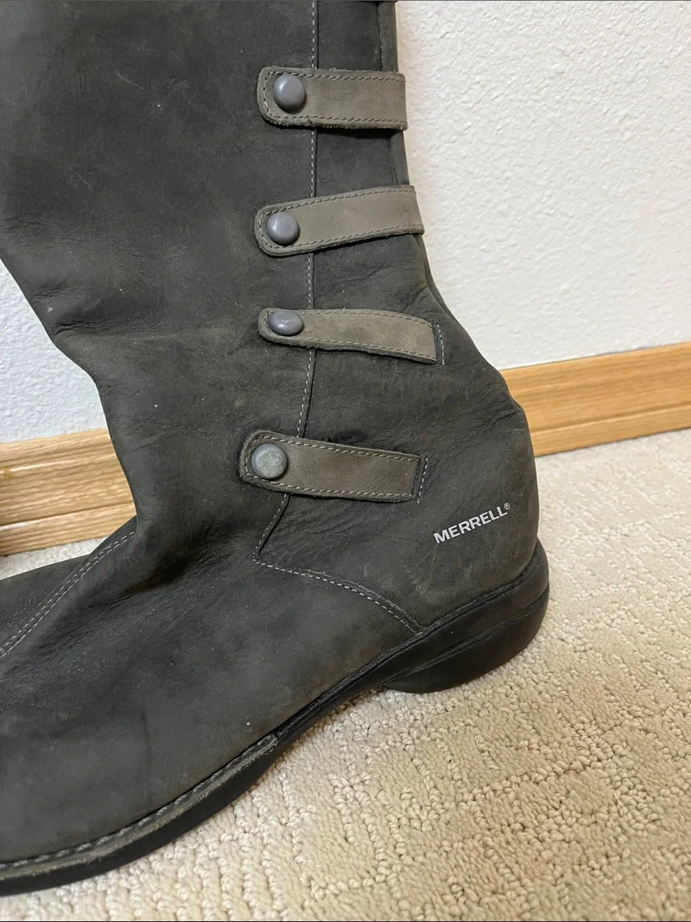 Merrell gray Leather Mid-Calf Casual Boots with Button Strap detail women’s 9.5